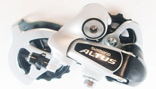 Trans tras Shimano Altus Silver 7/8p